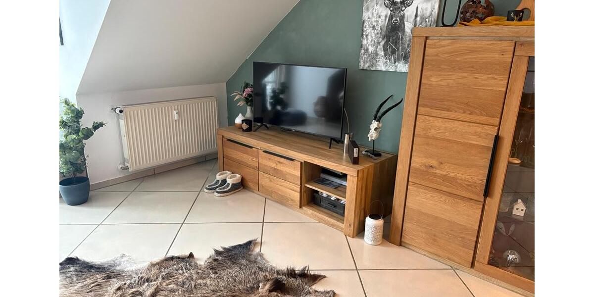 Dachgeschoßwohnung Schwarzenfeld - 3 Zimmer, 75 m&sup2;, 700&euro; | Angebot:26498618