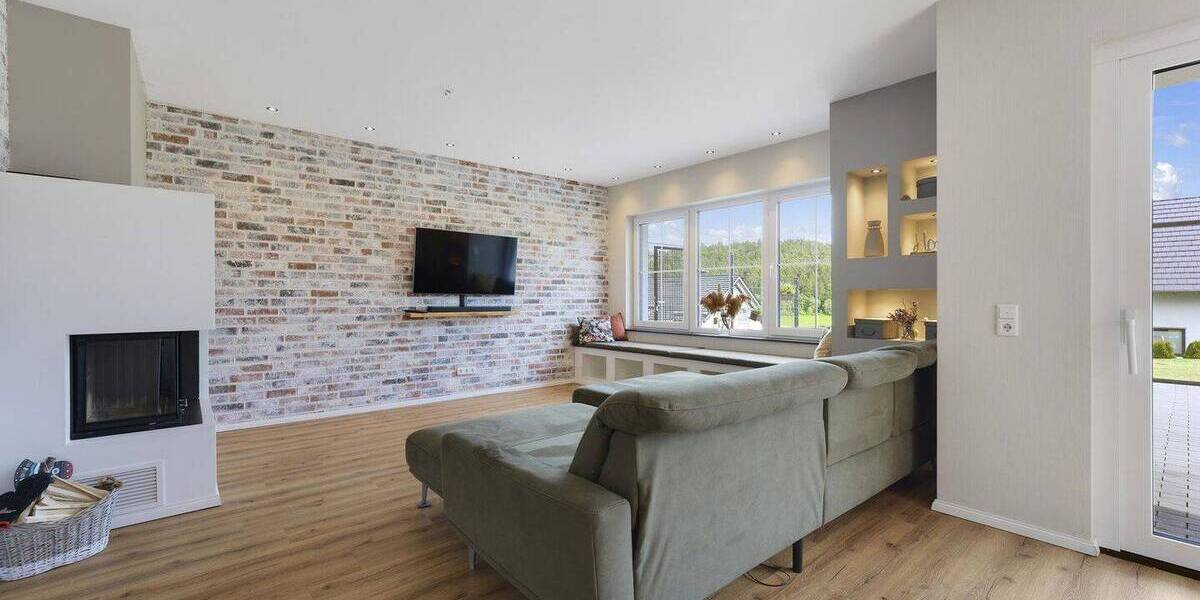 Einfamilienhaus Willingen Usseln - 9 Zimmer, 238 m&sup2;, 749.000&euro; | Angebot:25654241