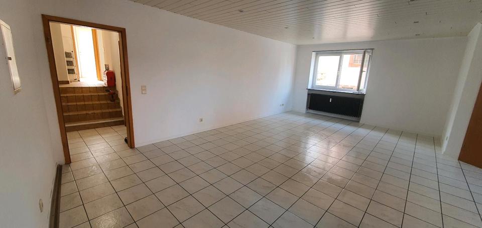 Erdgeschoßwohnung Kleinbundenbach - 3 Zimmer, 110 m&sup2;, 960&euro; | Angebot:26033592