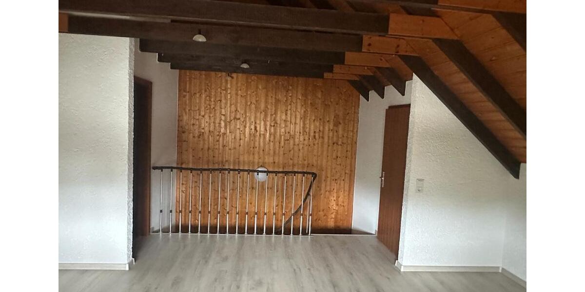 Reihenhaus Saarbrücken Dudweiler - 4 Zimmer, 150 m&sup2;, 250.000&euro; | Angebot:26921927