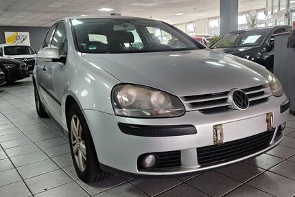 VW Golf 270.000 km 2.490 &euro; Limburg an der Lahn 65556