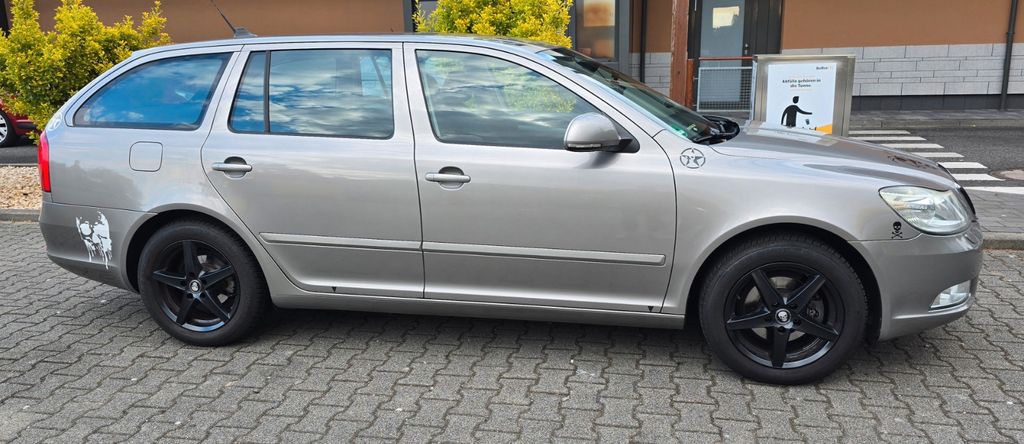 Skoda Octavia 105.000 km 8.190 &euro; Ludwigshafen 67063