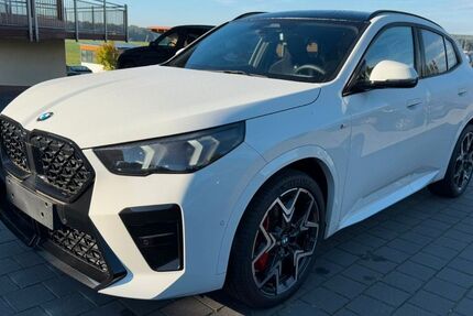 BMW X2 15.990 km 46.390 € Pirk 92712
