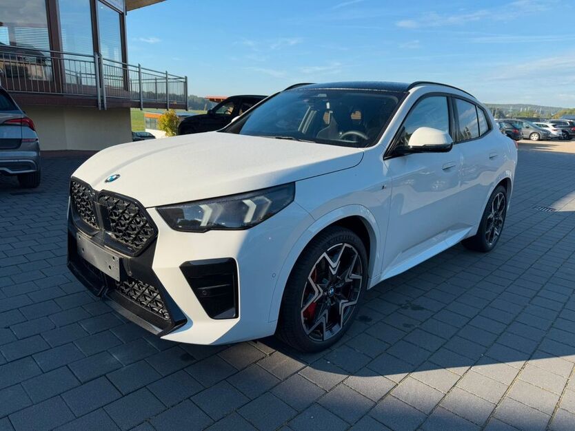 BMW X2 15.990 km 46.390 € Pirk 92712