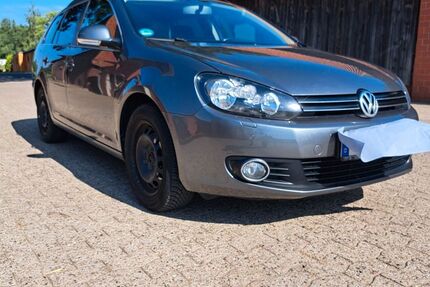 VW Golf 108.000 km 7.400 &euro; Hüde 49448