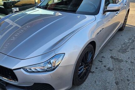 Maserati Ghibli 128.030 km 24.990 &euro; Frankenberg 09669