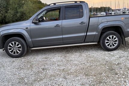 VW Amarok 235.112 km 17.900 &euro; Utting 86919