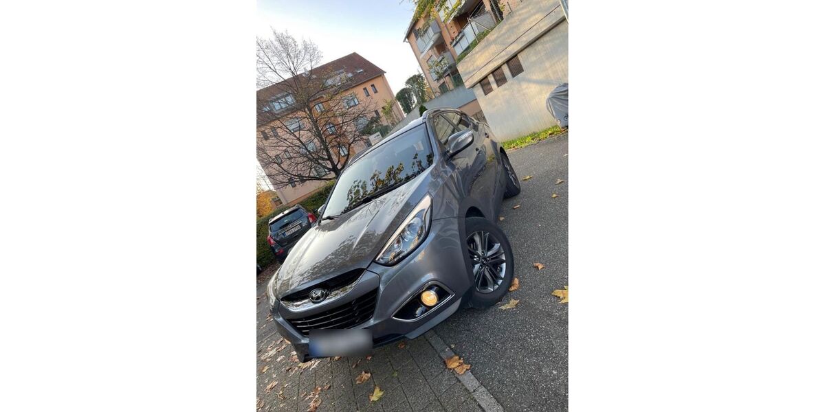 Hyundai ix35 154.500 km 8.650 &euro; Stuttgart 70439