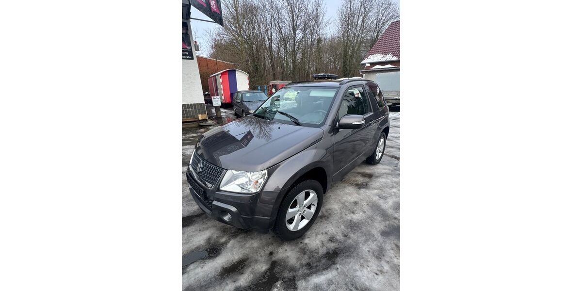 Suzuki Grand Vitara 63.000 km 9.600 &euro; Göttingen 37081