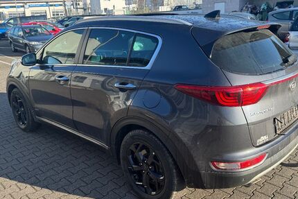 Kia Sportage 136.000 km 12.990 &euro; Weinheim 69469