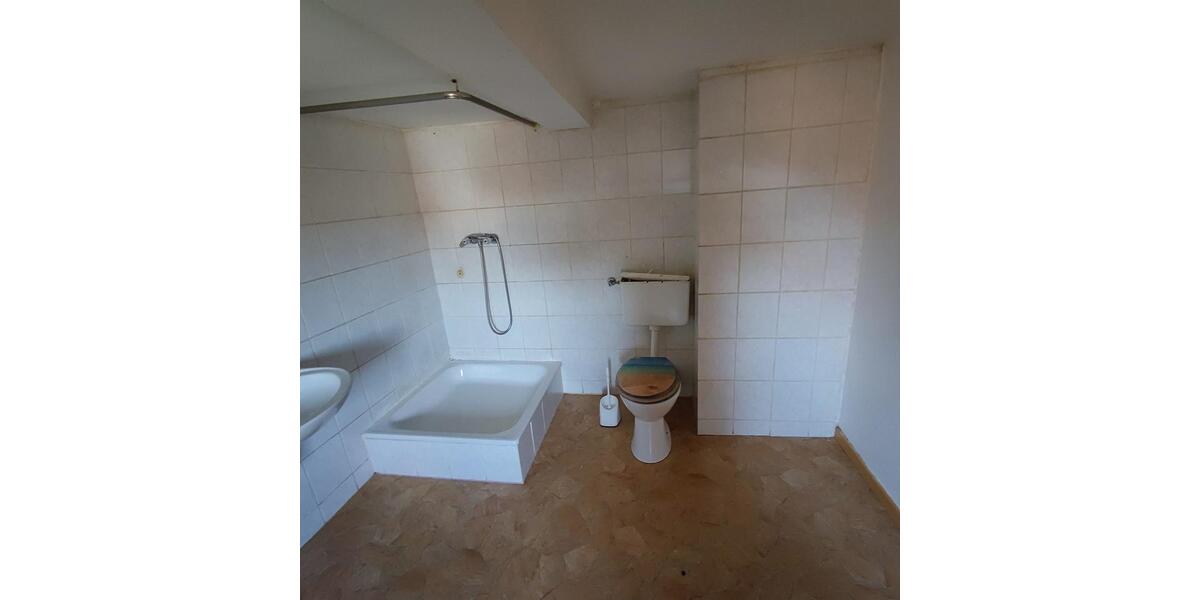 Einfamilienhaus Dassel - 5 Zimmer, 134 m&sup2;, 64.000&euro; | Angebot:26991124