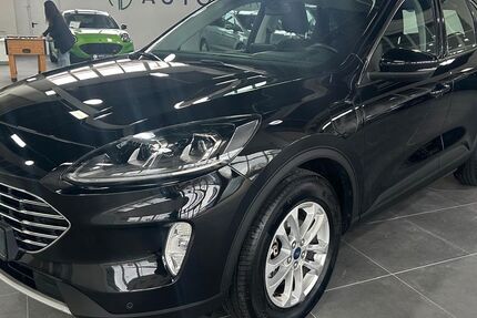 Ford Kuga 106.000 km 18.450 &euro; Paderborn 33106