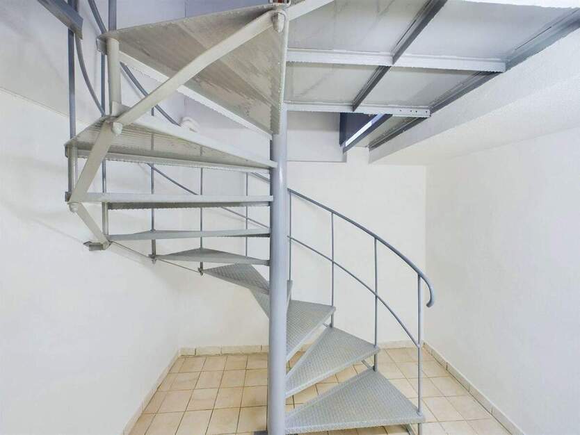 Qualität die bleibt: Schönes Zweifamilienhaus - energieeffizient, modern & familienfreundlich 7 zimmer