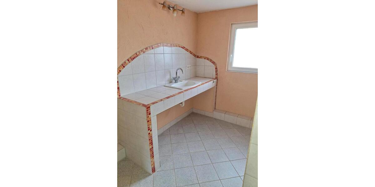 Bauernhaus, Landhaus Annweiler am Trifels - 6 Zimmer, 140 m&sup2;, 179.000&euro; | Angebot:27129161