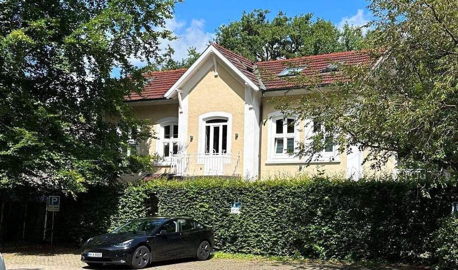 Renoviertes Altbau-Haus aus der Gründerzeit in Bauernhaus-Umgebung Alt-Osdorf 5 zimmer