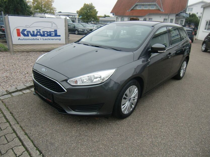 Ford Focus 78.922 km 8.800 € Willstätt 77731
