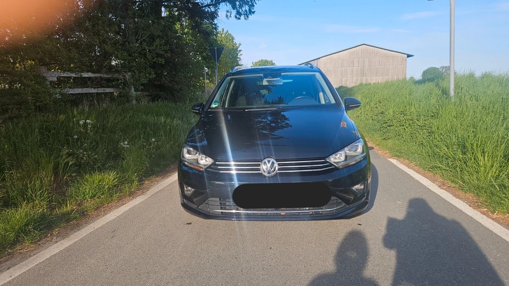 VW Golf 223.000 km 8.000 &euro; Springe 31832