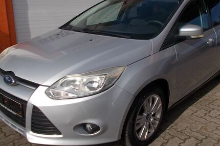 Ford Focus 156.000 km 4.999 &euro; Lübeck 23556