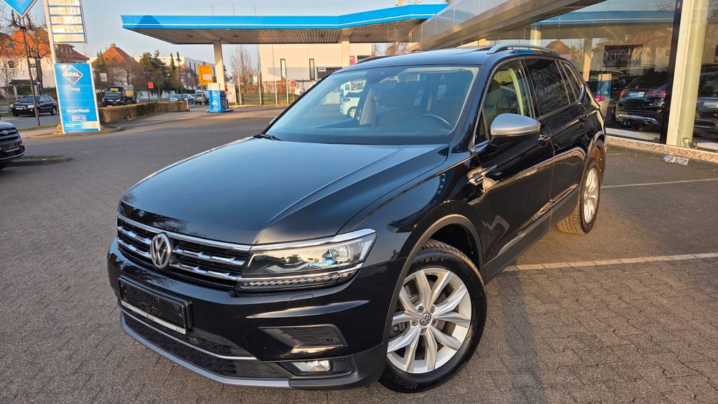 VW Tiguan 99.000 km 21.999 &euro; Salzkotten 33154