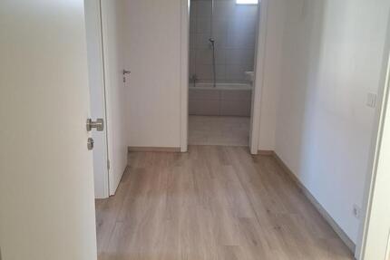 Erstbezug nach Sanierung 3 Zimmer Wohnung 2 Gehminuten vom Zentrum 3 zimmer