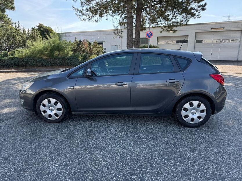 Opel Astra 200.342 km 2.390 € Barsbüttel 22885