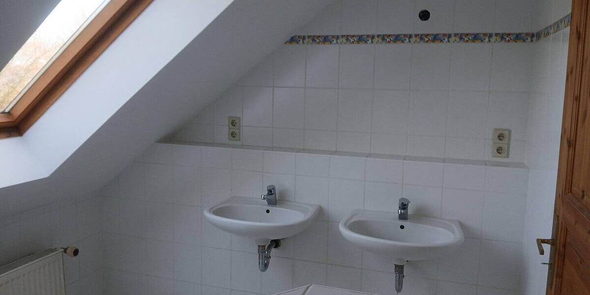Einfamilienhaus Büdelsdorf - 6 Zimmer, 140 m&sup2;, 415.000&euro; | Angebot:26214890