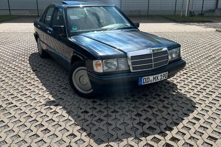Mercedes-Benz 190 277.000 km 2.799 &euro; Pirna 01796