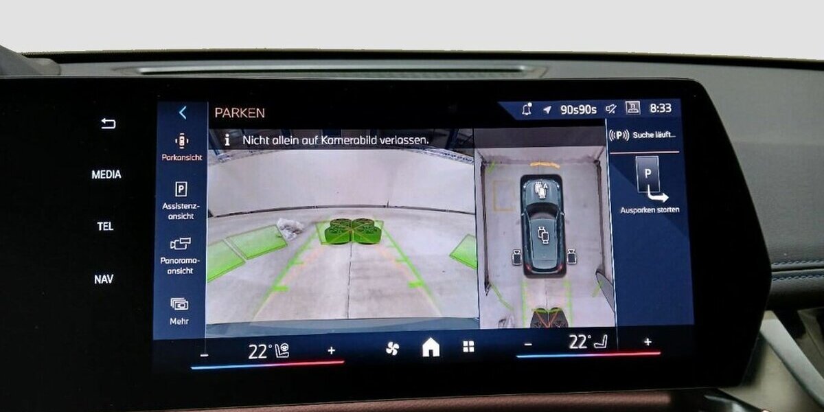 BMW X1 20d xDrive MSportPRO 360°,HUD,AHK NP:67.520 28.900 km 40.790 &euro; Landshut 84030