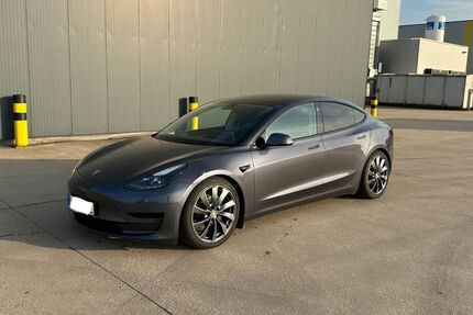 Tesla Model 3 77.300 km 27.900 &euro; Geseke 59590