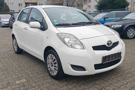 Toyota Yaris 92.000 km 5.300 &euro; Wiesbaden 65187