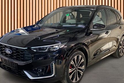 Ford Kuga 13.956 km 32.980 &euro; Dresden 01328