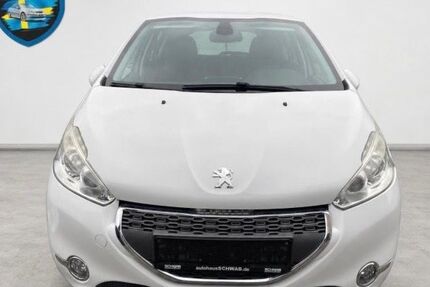 Peugeot 208 125.000 km 6.999 &euro; Rangendingen 72414
