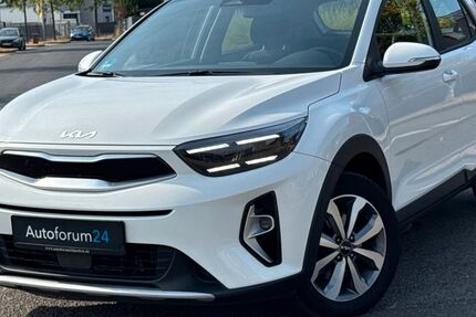 Kia Stonic 76.000 km 14.999 &euro; Jülich 52428