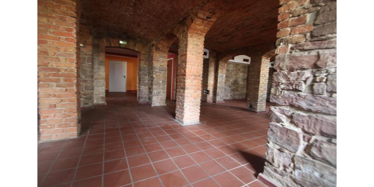 Gewerbeobjekt Bad Pyrmont - 1.100&euro; | Angebot:21107870