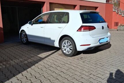 VW Golf 127.543 km 13.200 &euro; Schömberg 75328