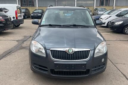 Skoda Fabia 210.538 km 2.500 € Dresden 01159