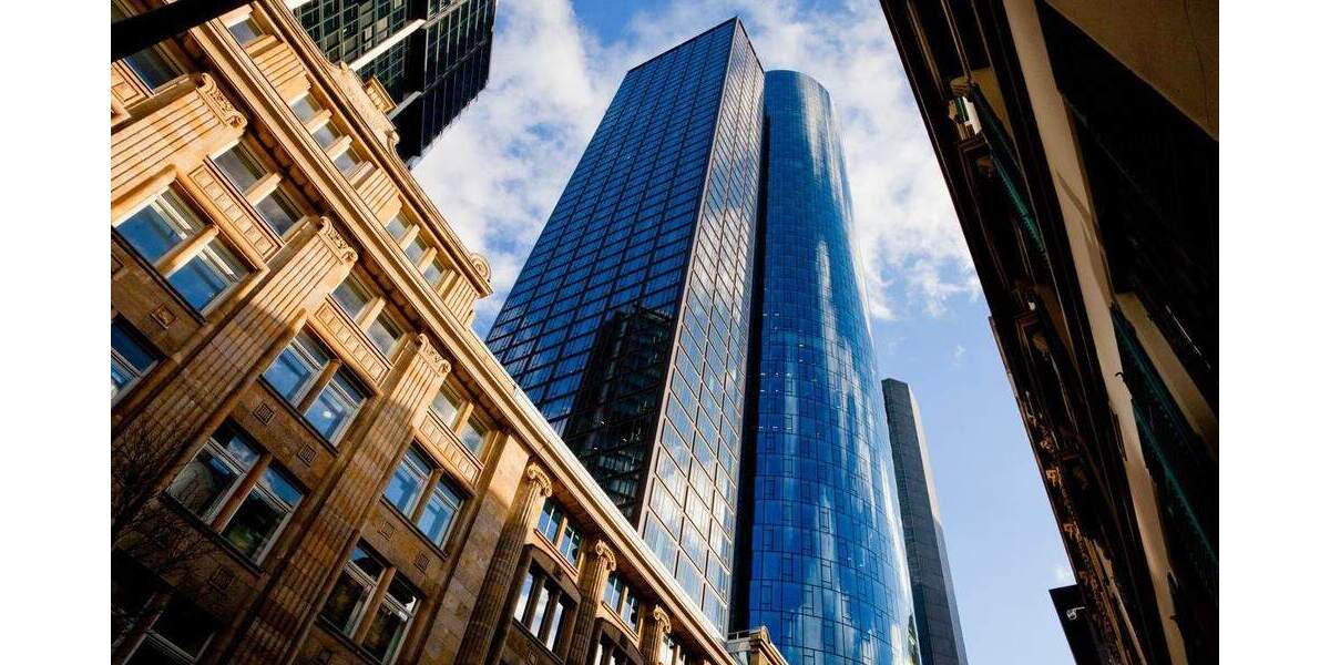 Exklusive 50 m² Büroraum auf der 37. Etage - Top-Aussicht in Frankfurt zimmer