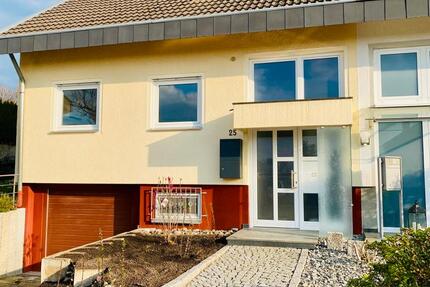 Haus Heubach - 4 Zimmer, 135 m&sup2;, 1.630&euro; | Angebot:26130664