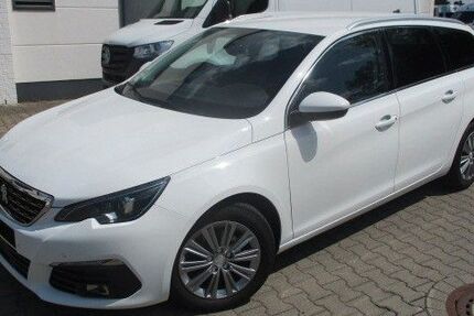 Peugeot 308 113.200 km 11.850 &euro; Halen 49685