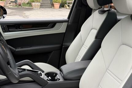 Porsche Cayenne 47.100 km 95.790 &euro; Frechen (bei Köln) 50226