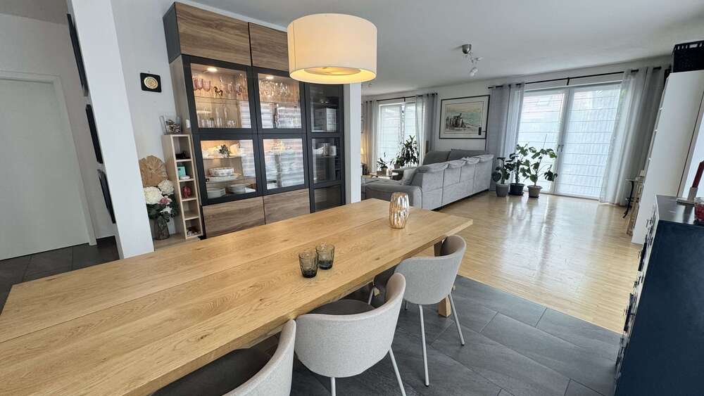 Einfamilienhaus Erlangen Alterlangen - 5 Zimmer, 125 m&sup2;, 1.700&euro; | Angebot:26907140