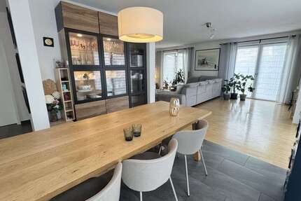 Haus Erlangen Alterlangen - 5 Zimmer, 125 m&sup2;, 1.700&euro; | Angebot:26907140