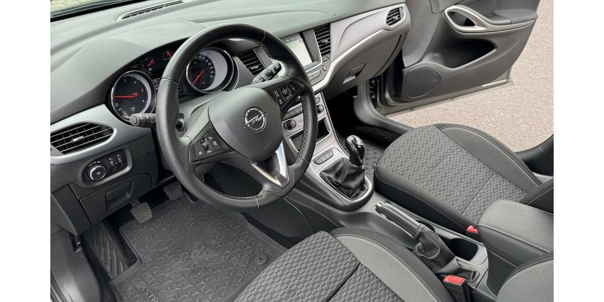 Opel Astra Klima Navi Temp CarPl AHK ServNeu GARANTIE 100.000 km 10.500 &euro; Erftstadt 50374