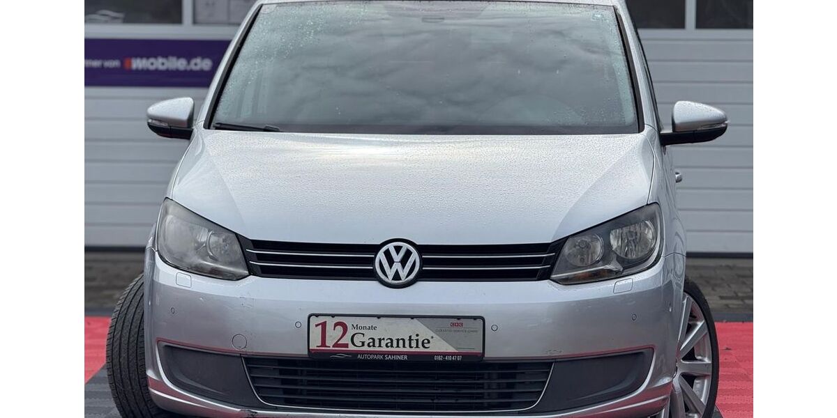 VW Touran 209.341 km 6.249 &euro; VÖHRINGEN (LANDKREIS ROTTWEIL BEI STUTTGART) 72189