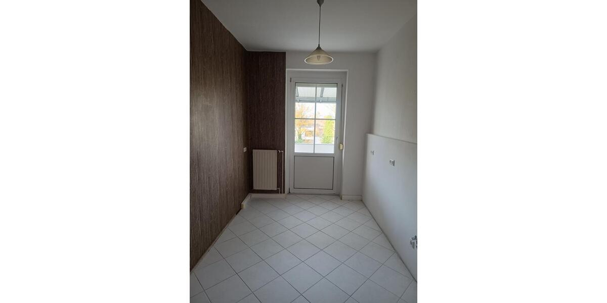 Dreiraumwohnung 83,60 m² in der August-Bebel-Straße, 03149 Forst 3 zimmer