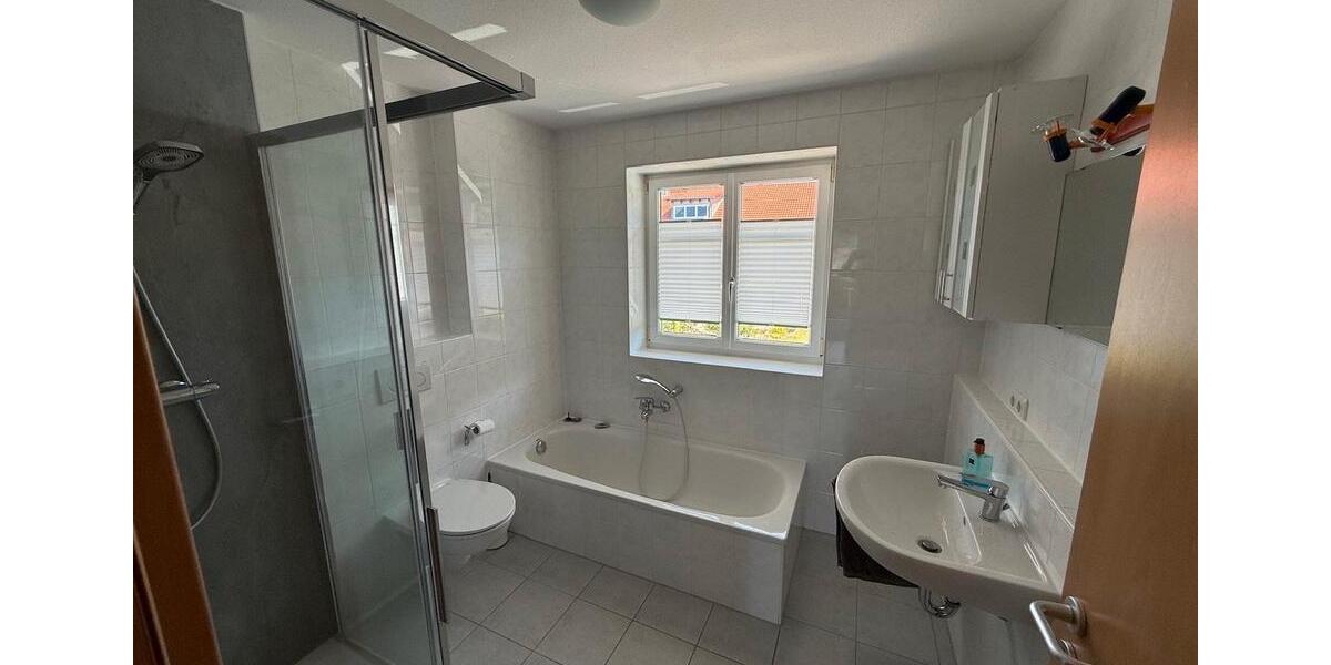 Reihenhaus Rettenberg - 4 Zimmer, 145 m&sup2;, 680.000&euro; | Angebot:27082048