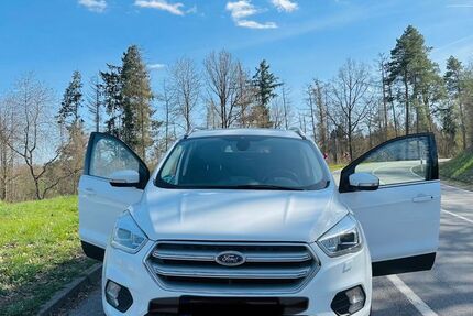 Ford Kuga 78.200 km 15.000 &euro; Bebra 36179