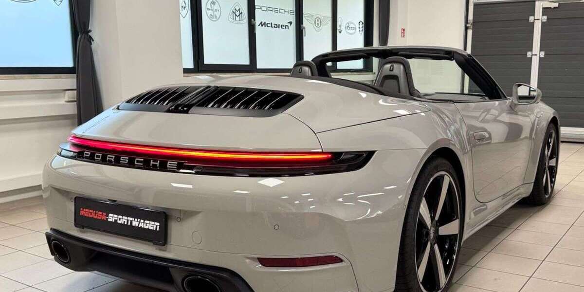 Porsche 992 3.500 km 159.800 &euro; München 81827