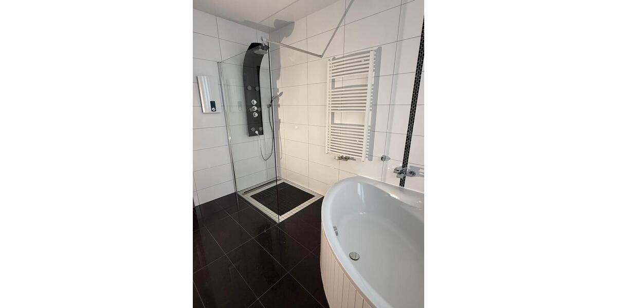 Etagenwohnung Gummersbach - 4 Zimmer, 123 m&sup2;, 390.000&euro; | Angebot:26717648