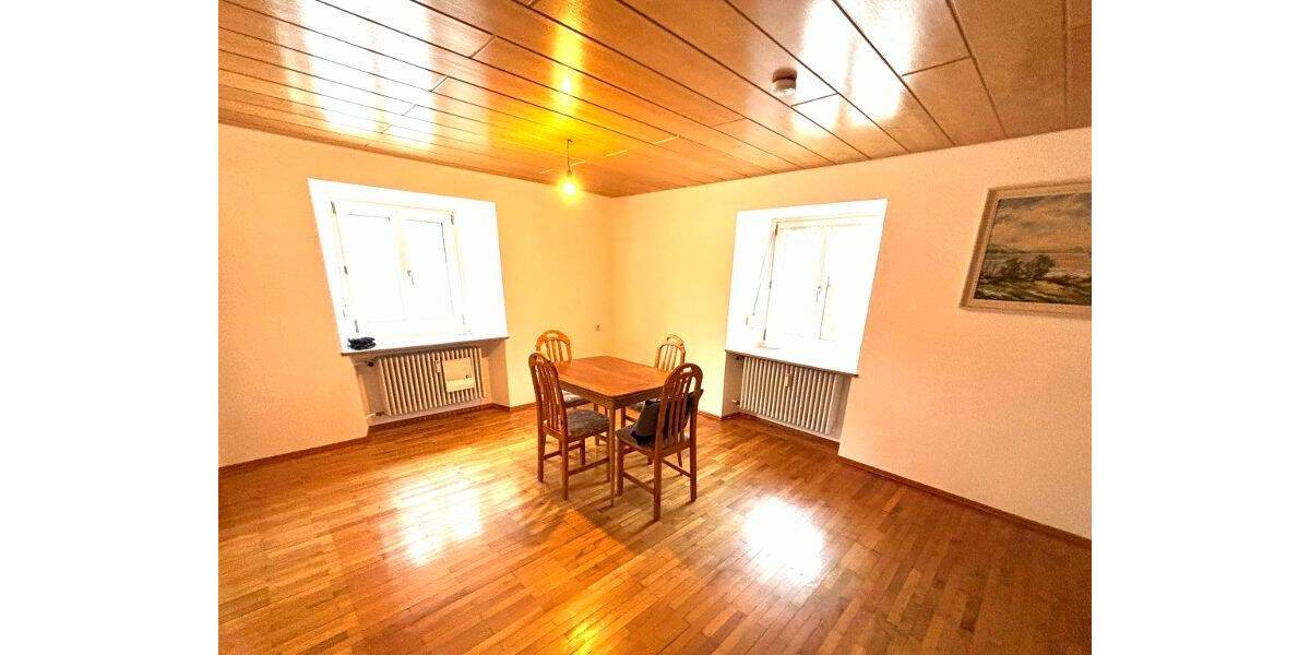 Einfamilienhaus Hilzingen - 8 Zimmer, 192 m&sup2;, 415.000&euro; | Angebot:26276261
